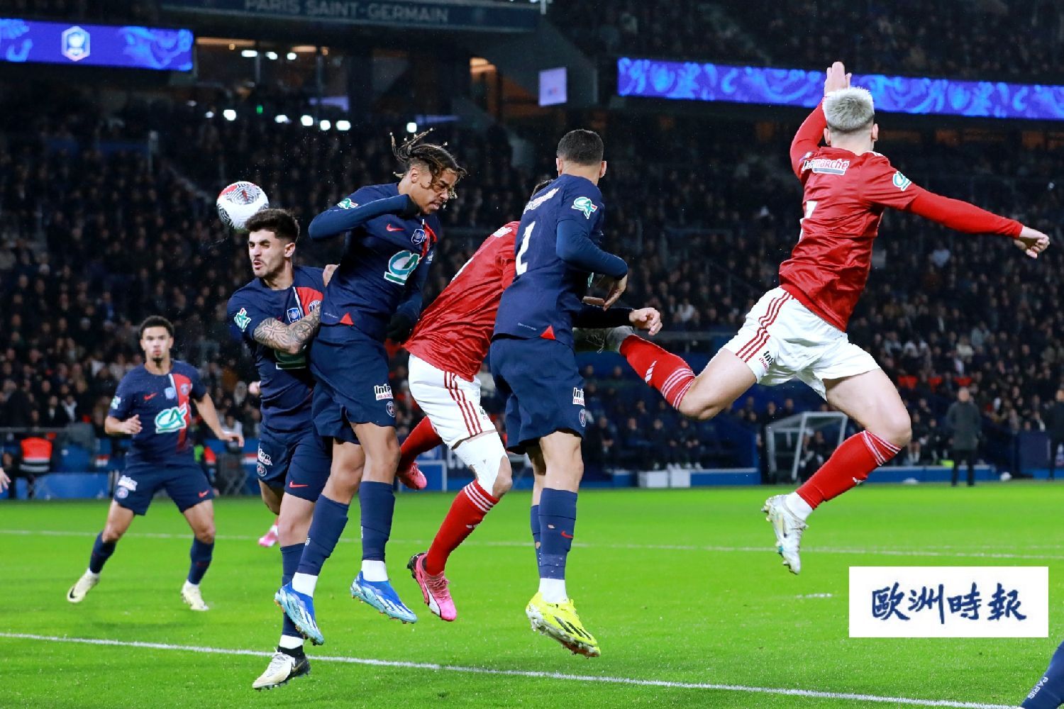 葡萄牙体育发布备战花絮，国际比赛日外线爆发，法国杯任务艰巨，身体对抗强度拉满的简单介绍